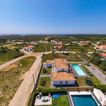 Casa Amizade Villa *